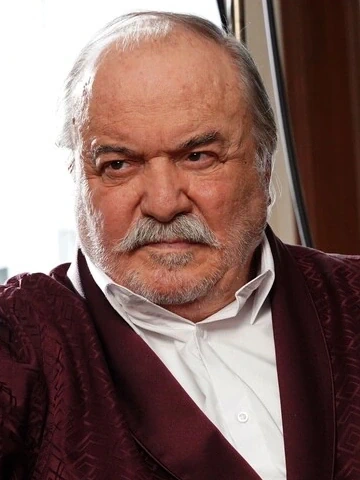 Халис Корхан